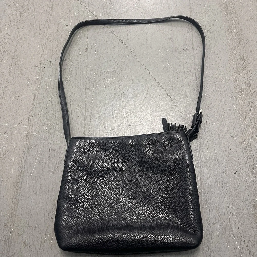 Kate Spade New York Pebbled Leather Crossbody Bag Black Tassel Zip Purse - Picture 2 of 16